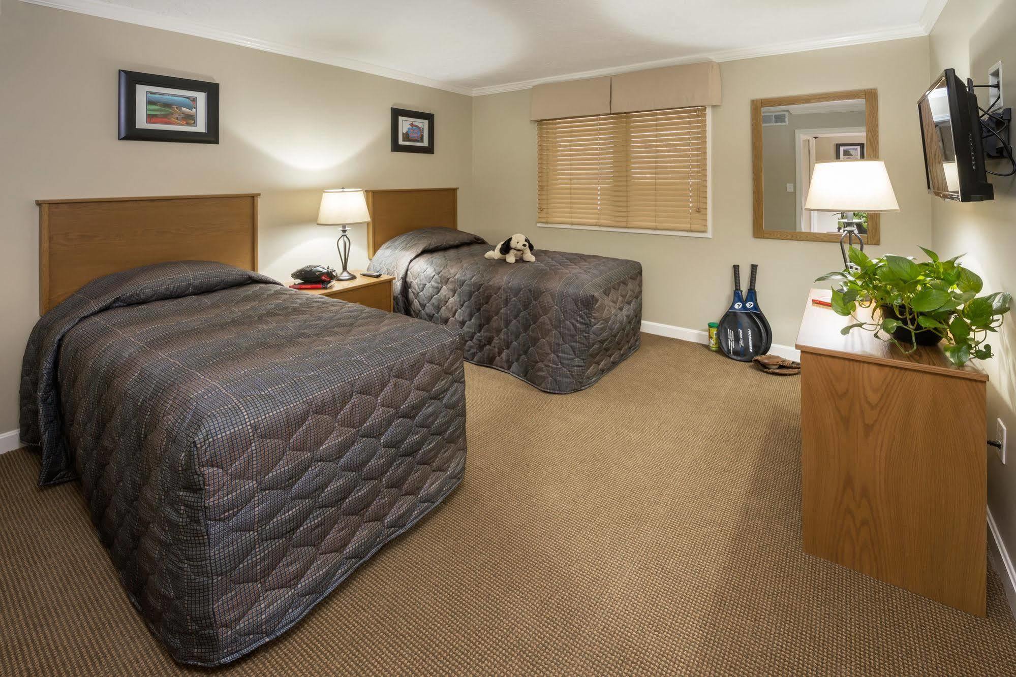 The Summit Resort Weirs Beach Esterno foto